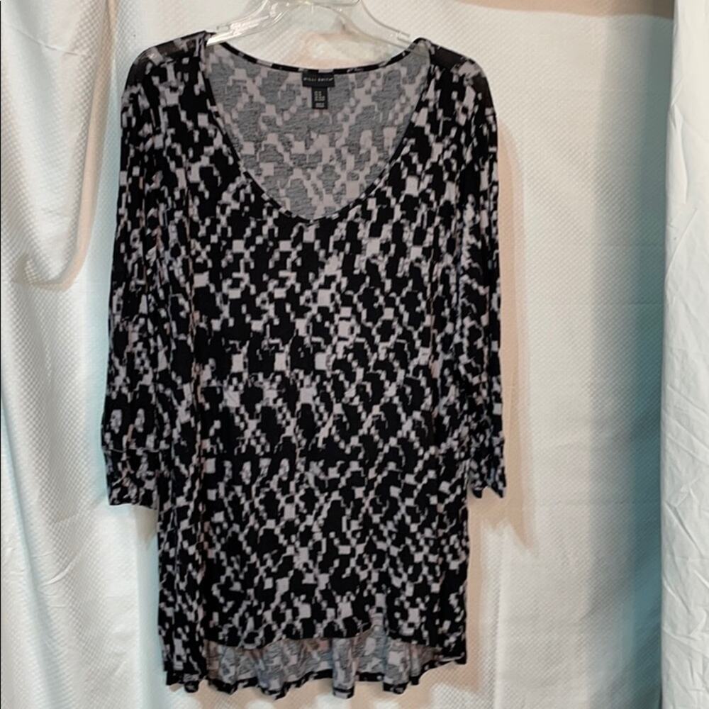 Willi Smith 3x black print hi low hemline top euc
